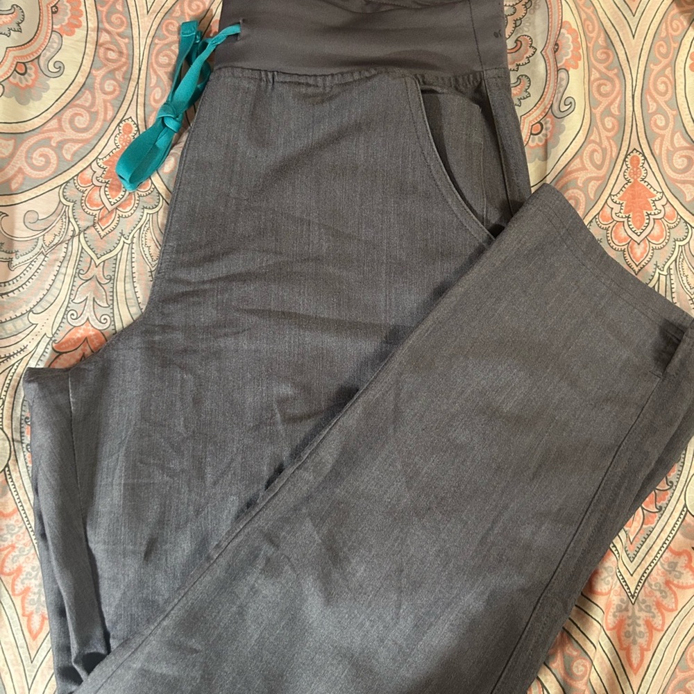 Figs Technical Collection Gray Set - image 3